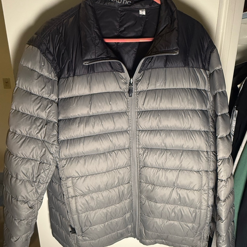 Nautica Men's Two-Tone Gray Puffer Jacket
